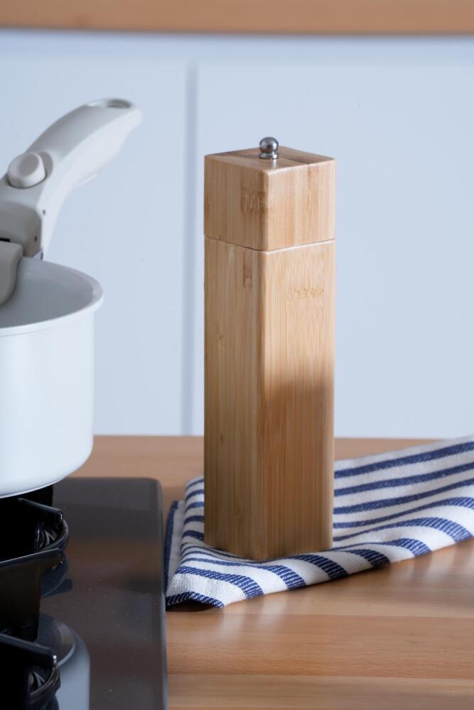 Bamboo Square Mill - 20 cm - 2