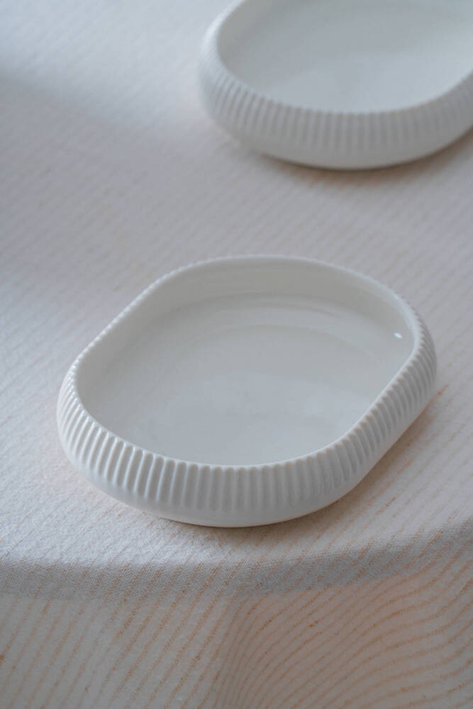 Bianco Perla Porselen Oval Tabak - 14 cm - 1