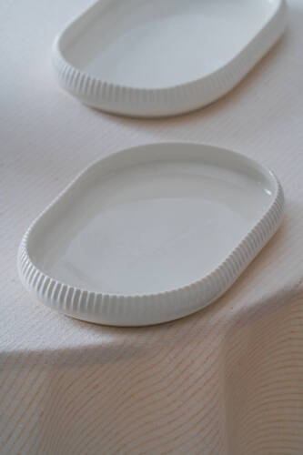 Bianco Perla Porselen Oval Tabak - 20 cm - Acar