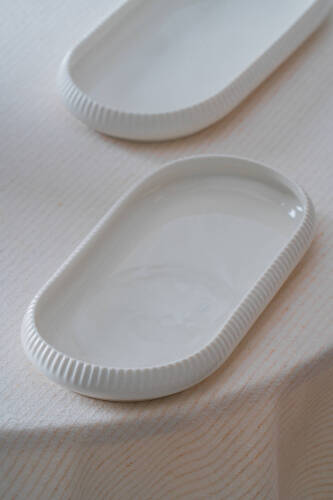Bianco Perla Porselen Oval Tabak - 22 cm - Acar