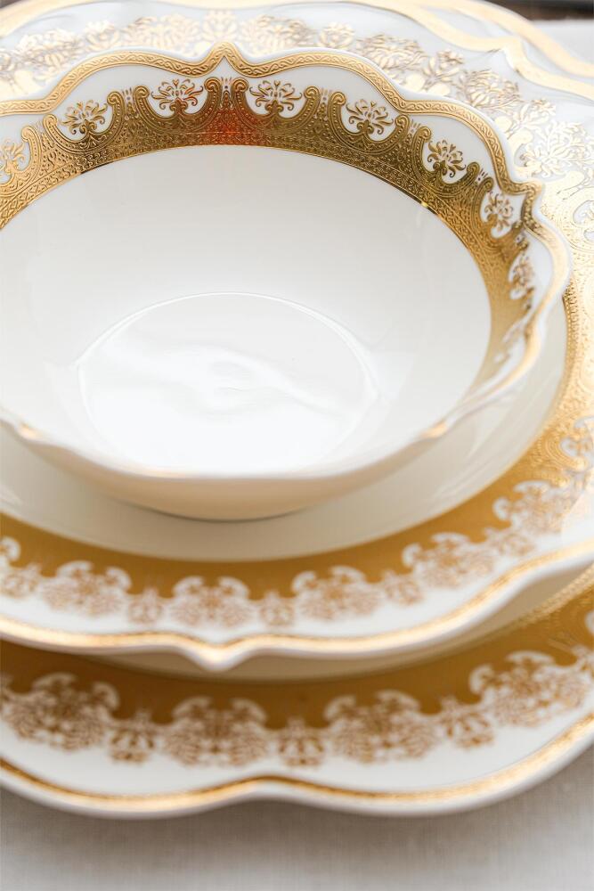 Helena 60 Piece Gold Porcelain Dinner Set For 12 People - 10