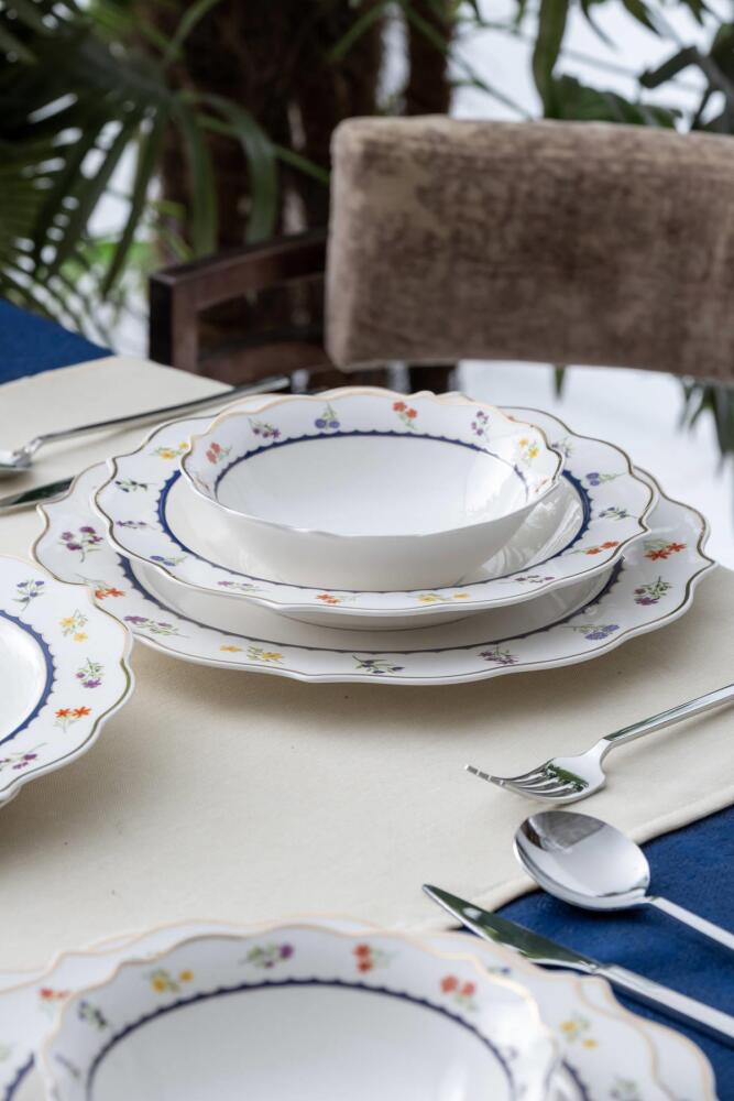 Hillary 24 Piece Porcelain Dinner Set For 6 People - 3