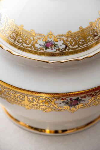 Macbeth 60 Piece Gold Porcelain Dinner Set For 12 People - 4