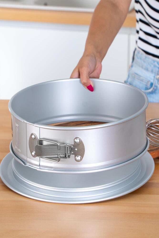 Mate Round Clamp Cake Mold - 28.5 Cm - 2