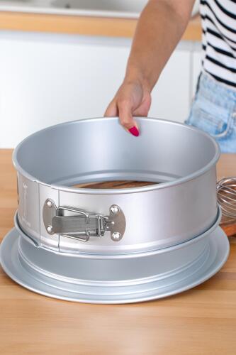Mate Round Clamp Cake Mold - 31 Cm - 7