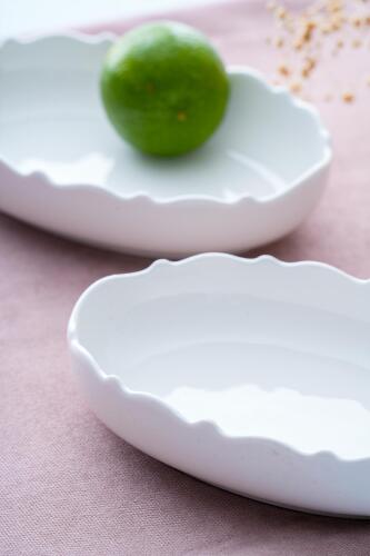Nirvana Oval Presentation Plate - 16.5 cm - 5