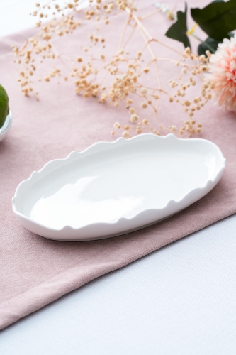 Nirvana Oval Sunum Tabağı - 20 cm - Acar