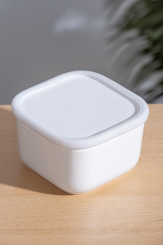Nora Porcelain Bowl with Vacuum Lid - Acar