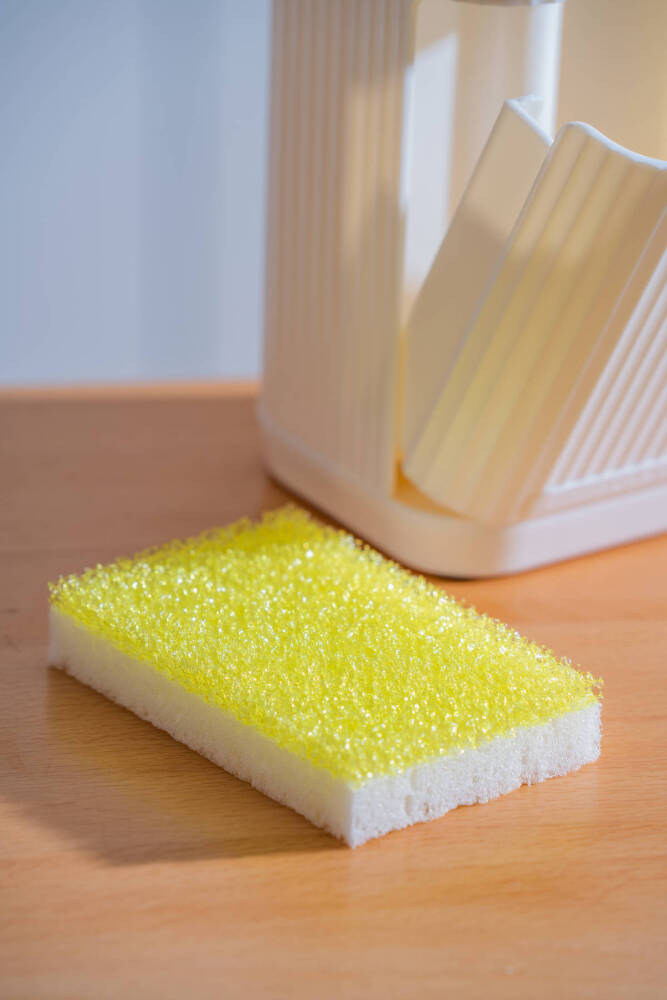 Snoppy Sünger Hazneli Sıvı Sabunluk Beyaz - 19 cm - 3